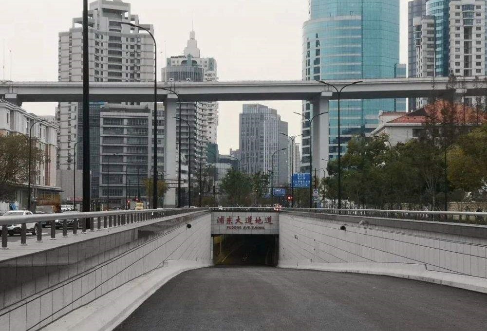 上海东西通道携手上海勋飞系列产品，保障地下通道安全畅通(图2)